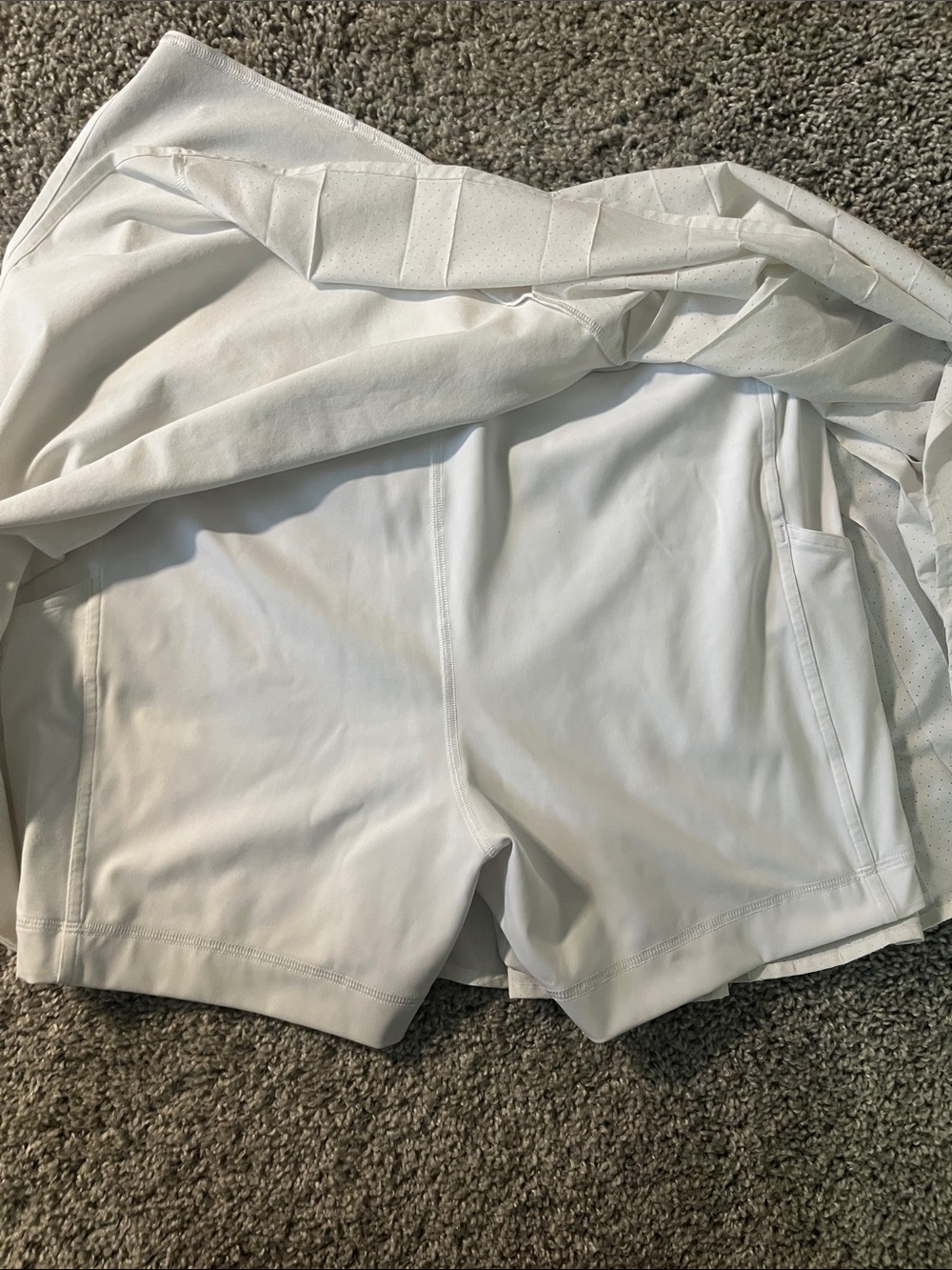 Lululemon Skort - Picture 6 of 7